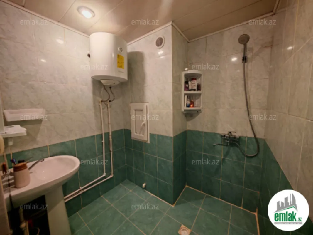 Satılır 1 otaqlı yeni tikili 42 m²