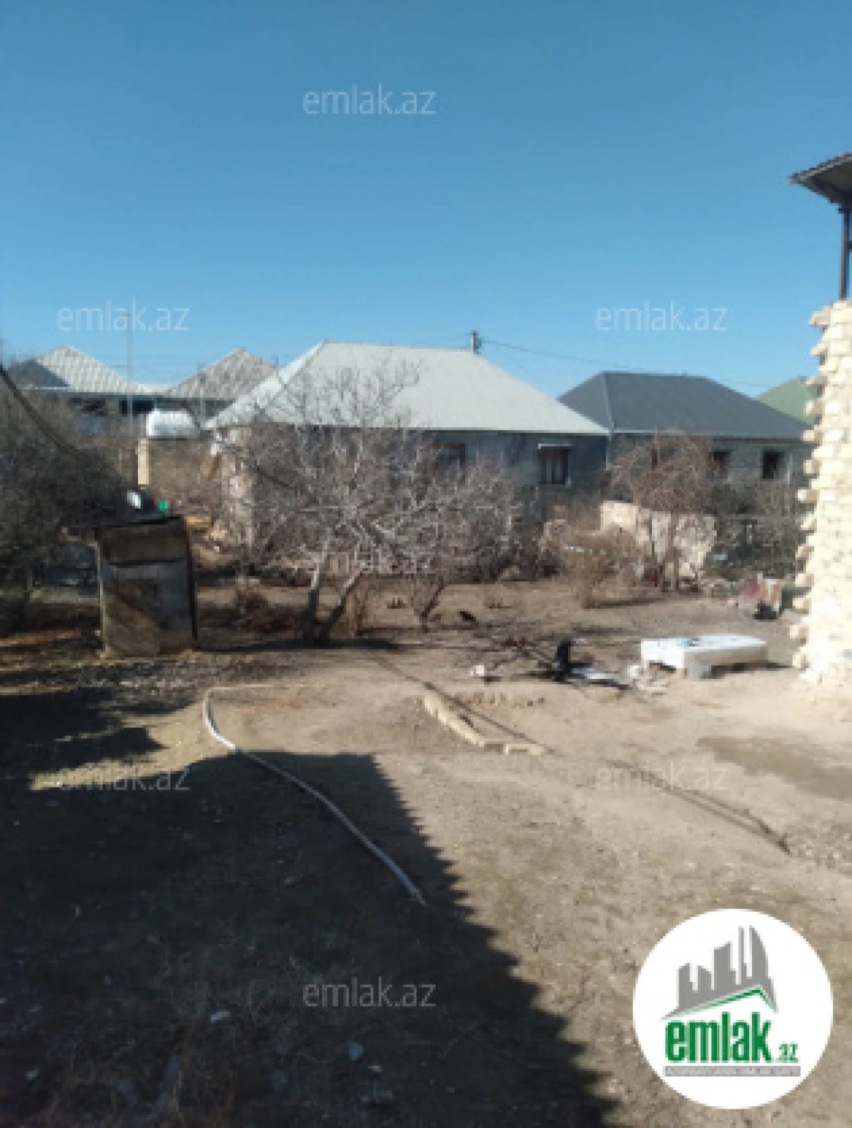 Satılır 2 otaqlı köhnə tikili 4 m²