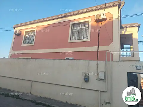 Satılır 7 otaqlı həyət evi 340 m²
