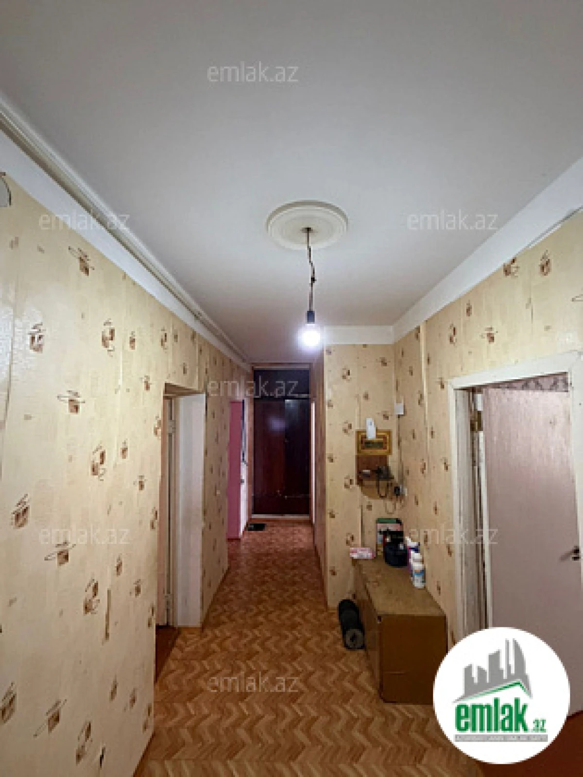 Satılır 3 otaqlı köhnə tikili 55 m²