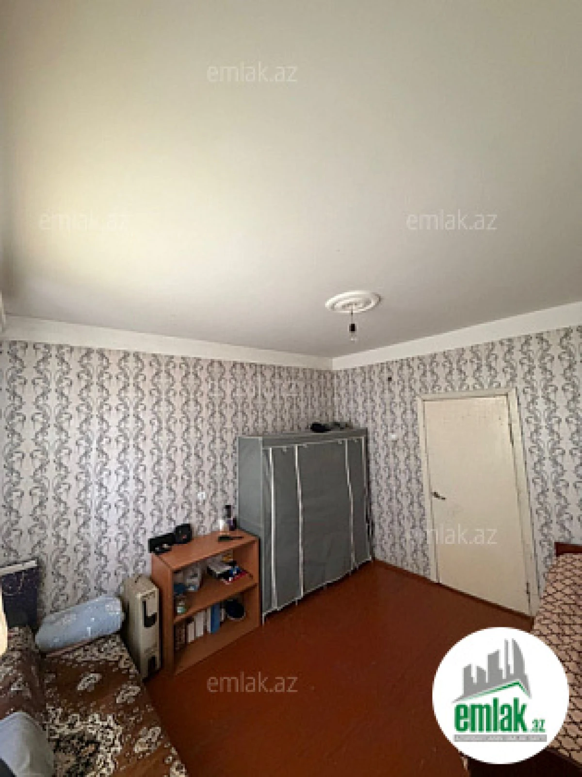 Satılır 3 otaqlı köhnə tikili 55 m²