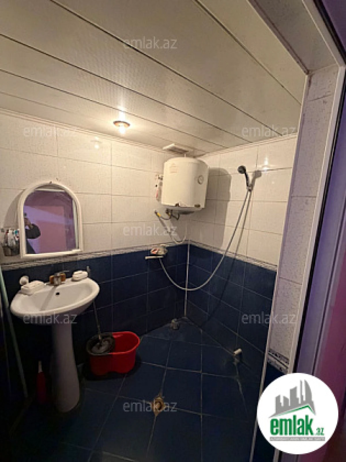 Satılır 3 otaqlı köhnə tikili 55 m²