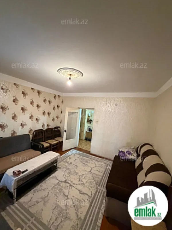 Satılır 3 otaqlı köhnə tikili 55 m²