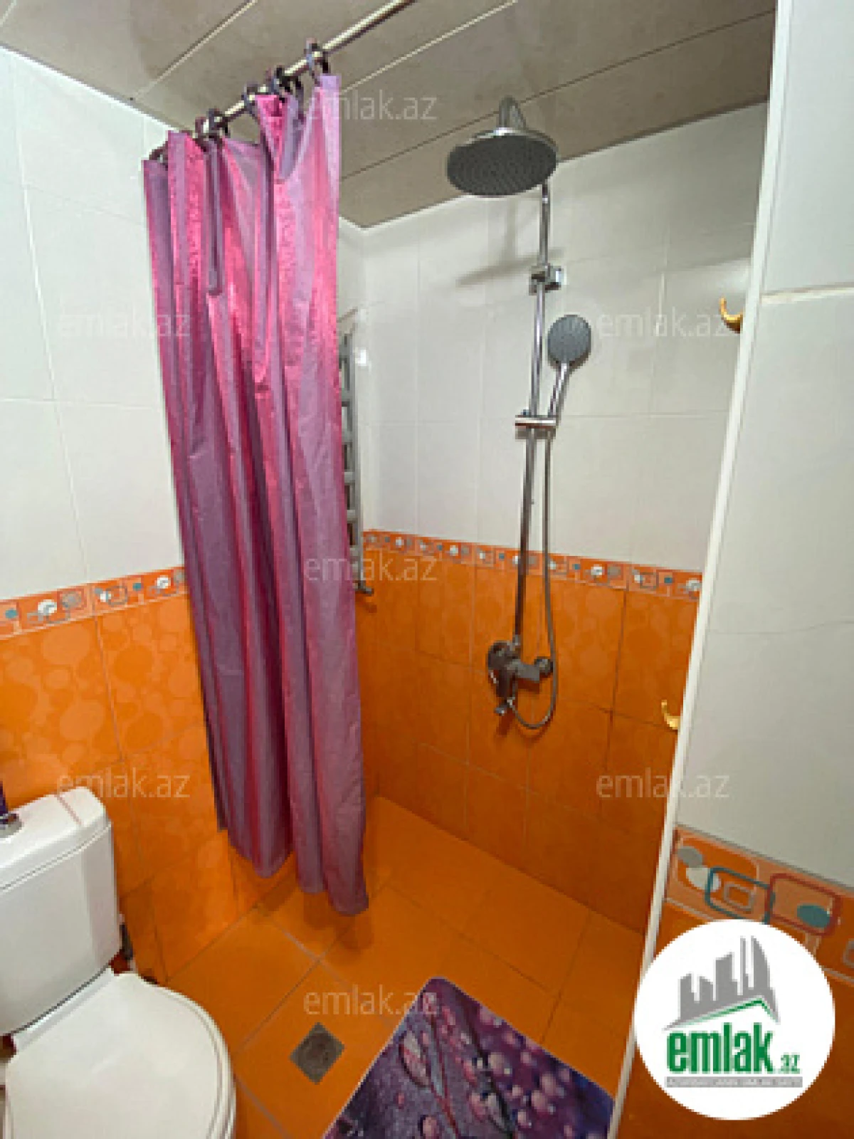 Satılır 8 otaqlı mənzil 1900 m²