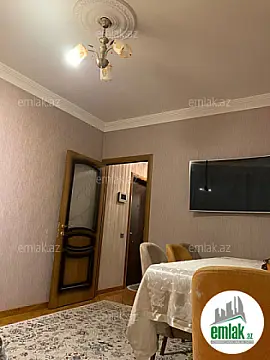 Satılır 2 otaqlı köhnə tikili 70 m² — Bakı 2 otaq 70.00 m²