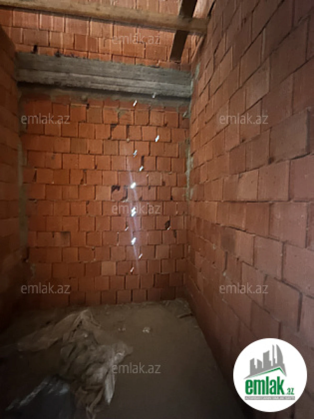 Satılır 2 otaqlı yeni tikili 83 m²