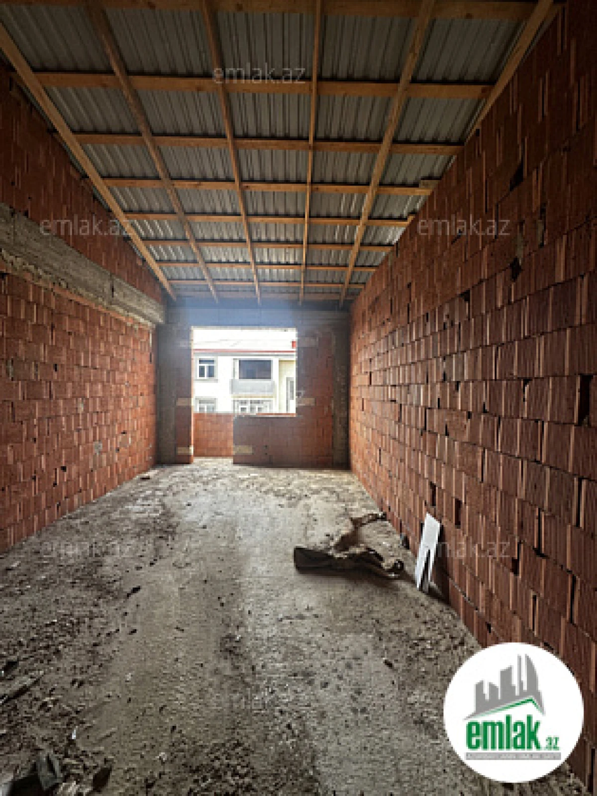 Satılır 2 otaqlı yeni tikili 83 m²