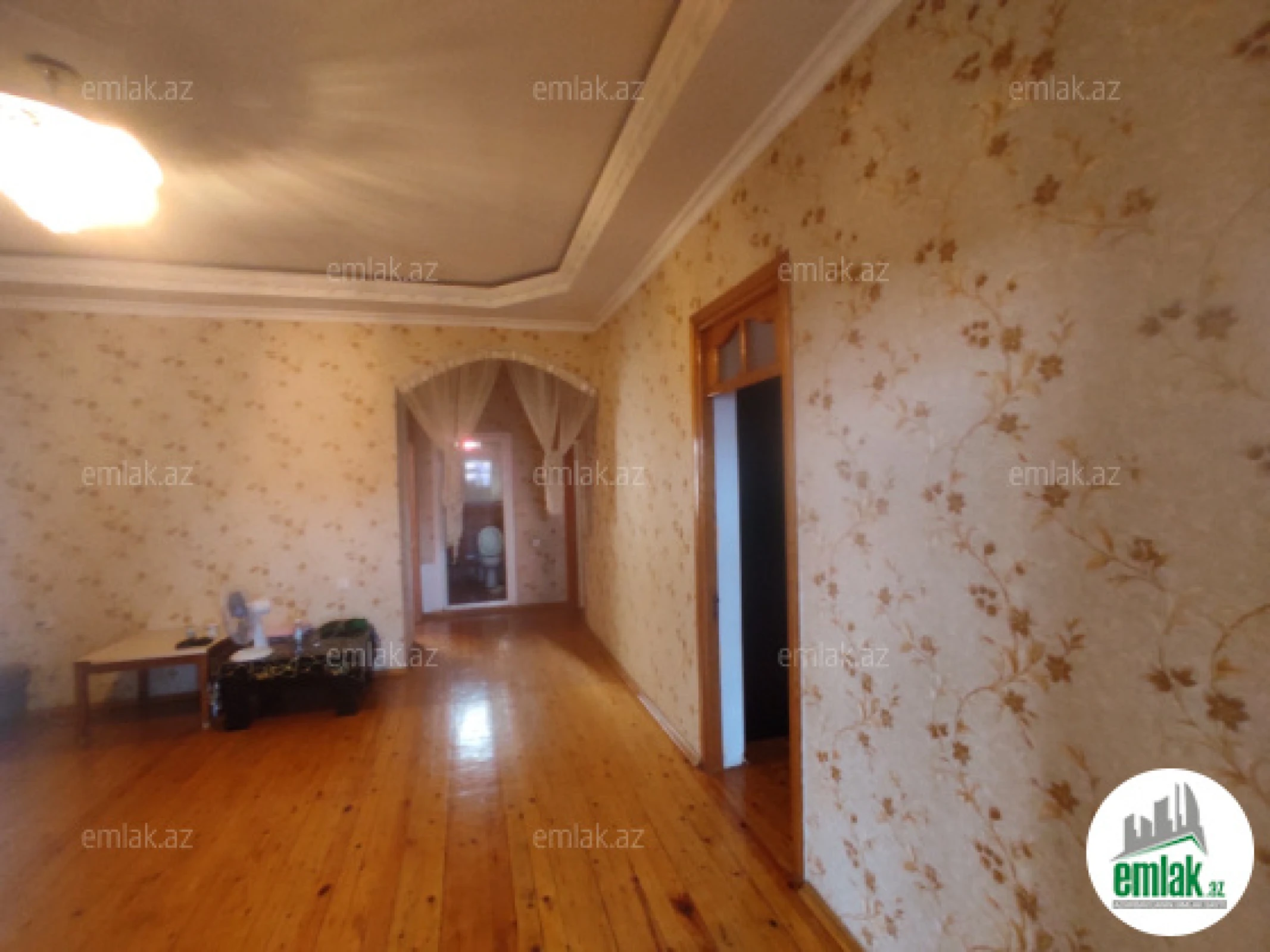 Satılır 8 otaqlı həyət evi 150 m²