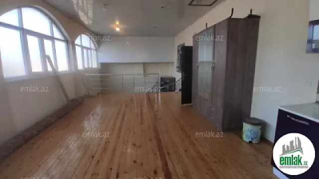Satılır 8 otaqlı həyət evi 150 m²