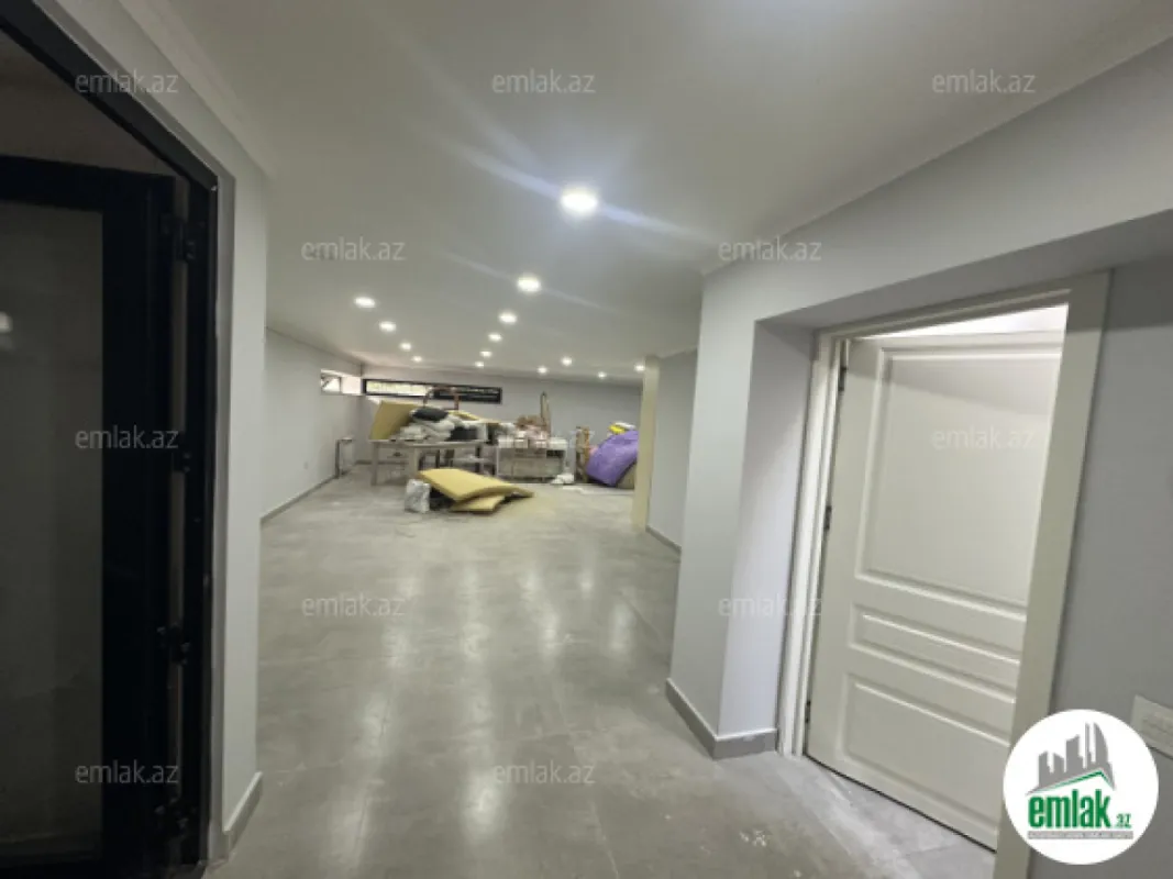 Satılır 6 otaqlı həyət evi 375.6 m²