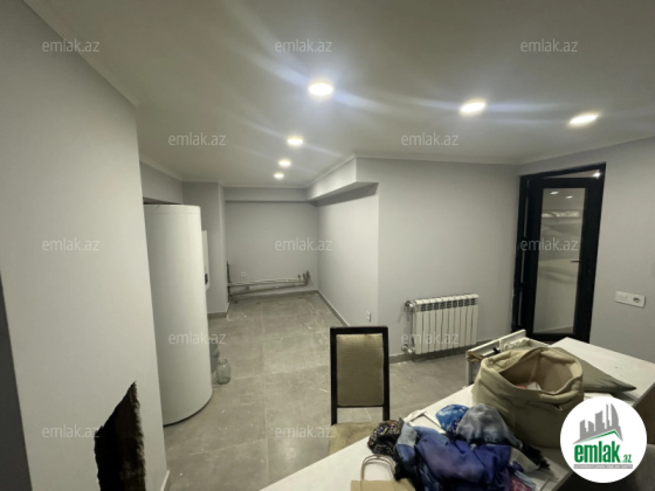 Satılır 6 otaqlı həyət evi 375.6 m²