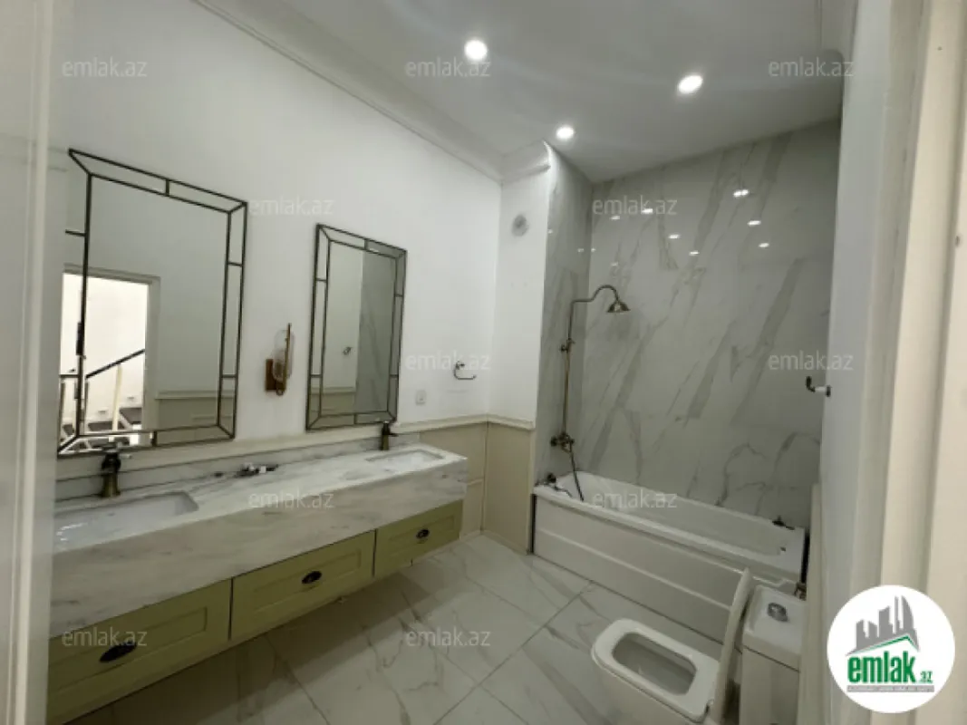 Satılır 6 otaqlı həyət evi 375.6 m²