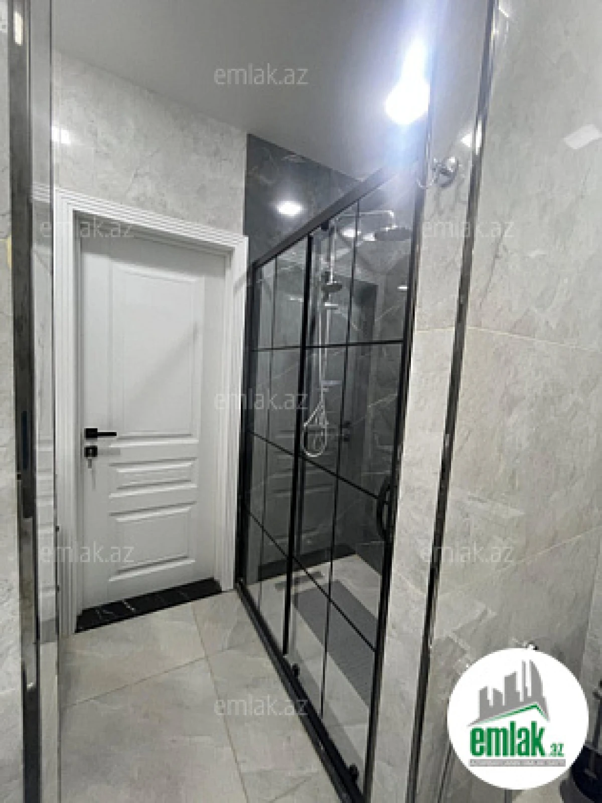 Satılır 3 otaqlı yeni tikili 70 m²