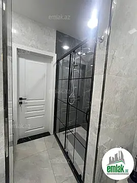 Satılır 3 otaqlı yeni tikili 70 m²