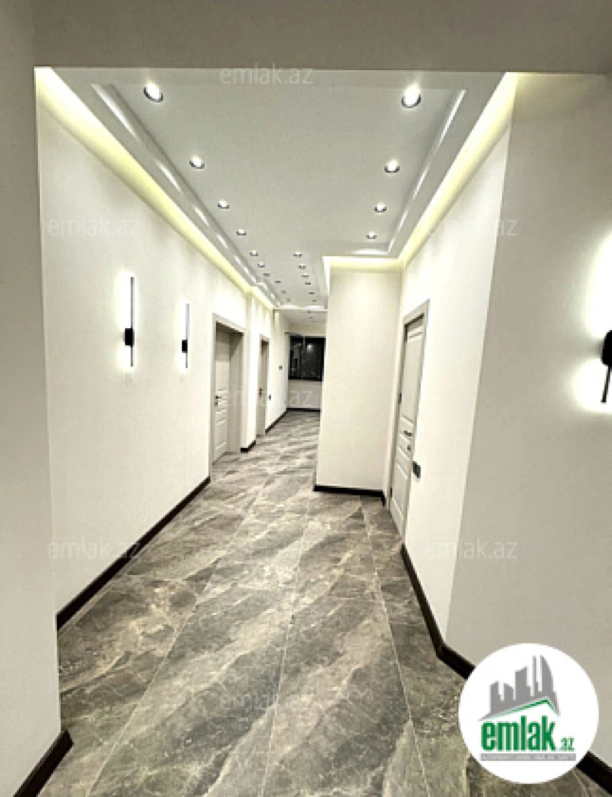 Satılır 3 otaqlı yeni tikili 140 m²