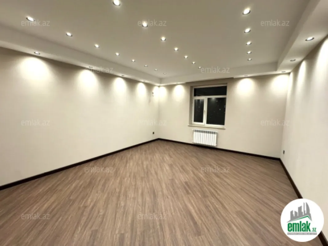 Satılır 3 otaqlı yeni tikili 140 m²