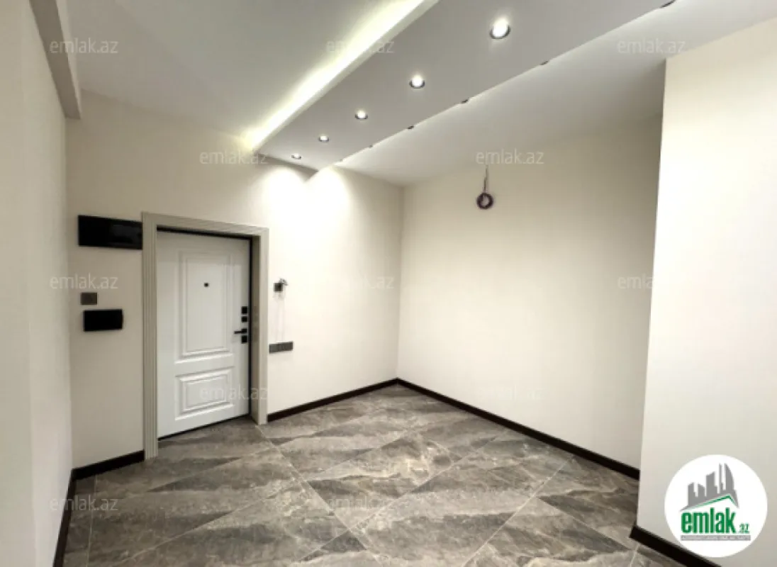 Satılır 3 otaqlı yeni tikili 140 m²