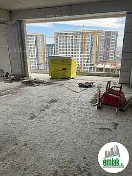 Satılır 4 otaqlı yeni tikili 194.9 m²