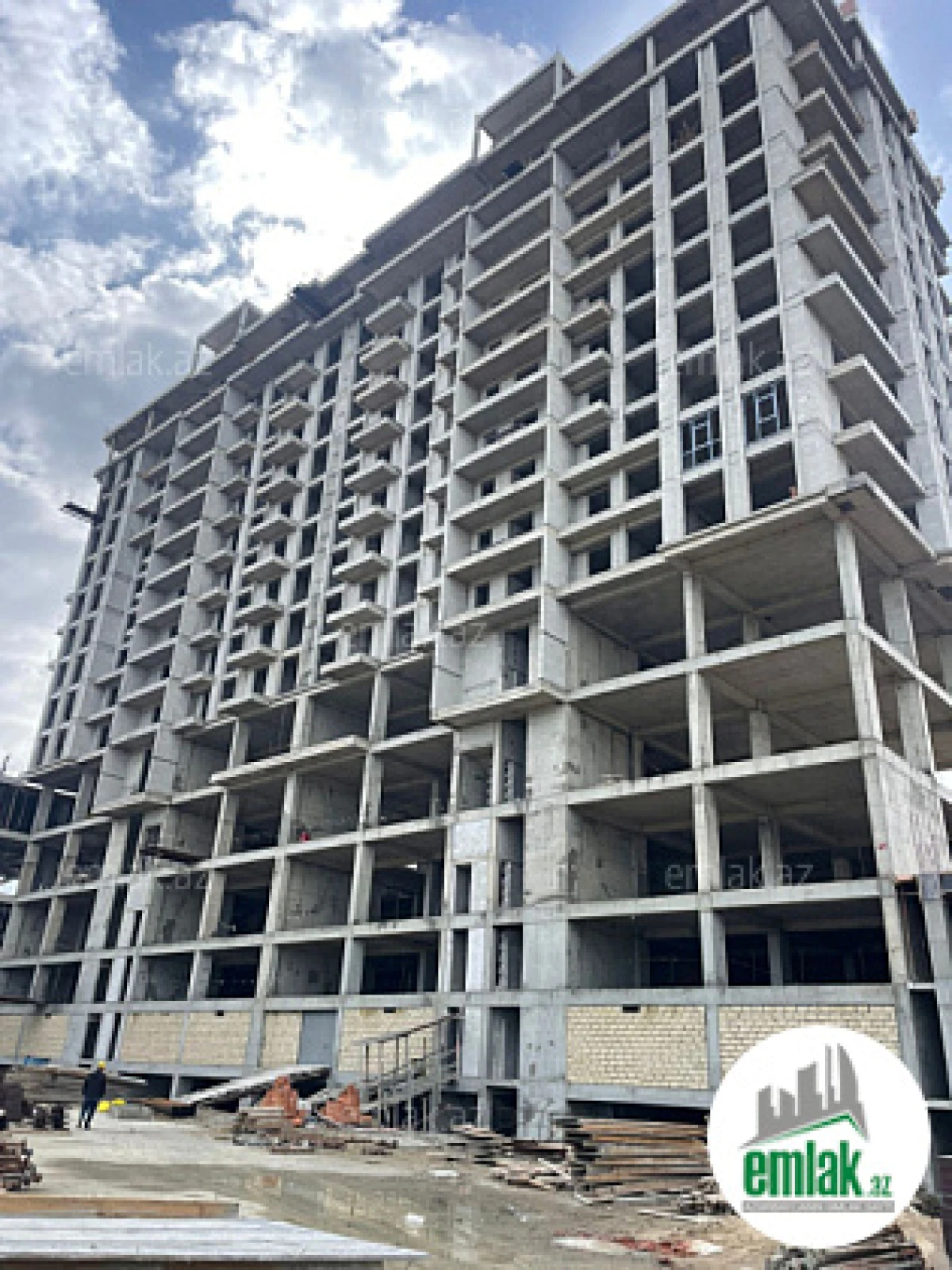 Satılır 4 otaqlı yeni tikili 194.9 m²