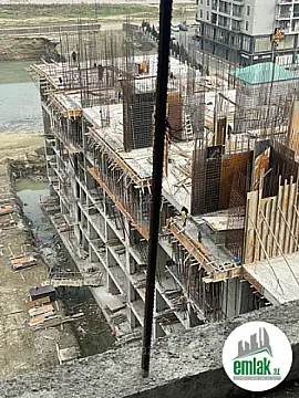 Satılır 4 otaqlı yeni tikili 194.9 m²