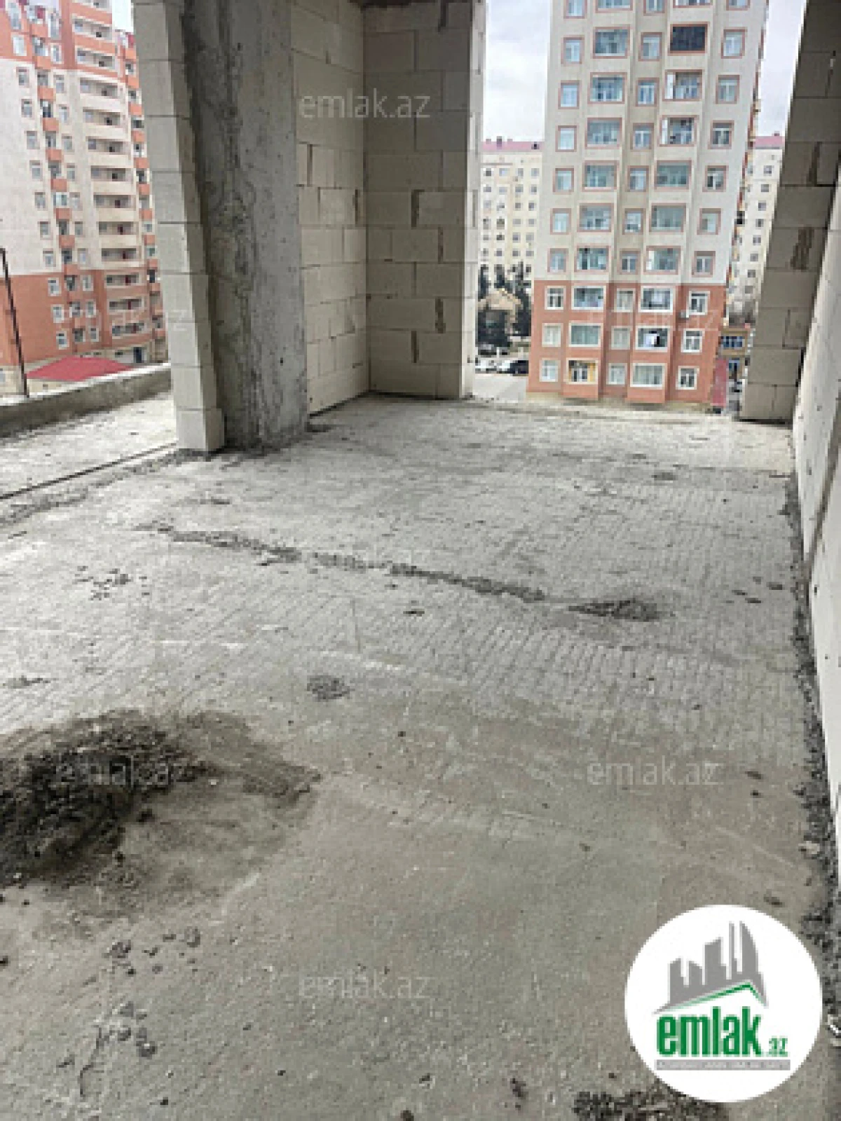 Satılır 4 otaqlı yeni tikili 194.9 m²