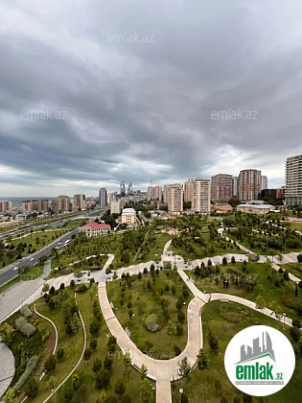 Satılır 4 otaqlı yeni tikili 200 m²