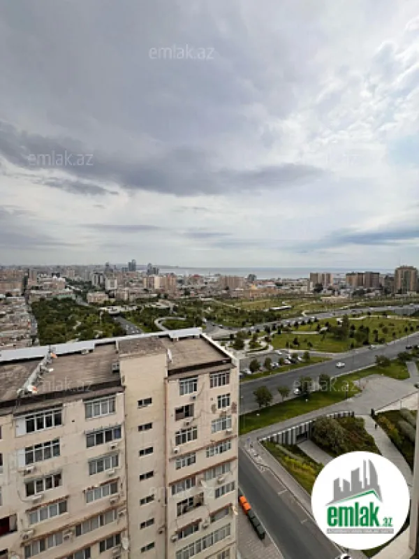 Satılır 4 otaqlı yeni tikili 200 m²