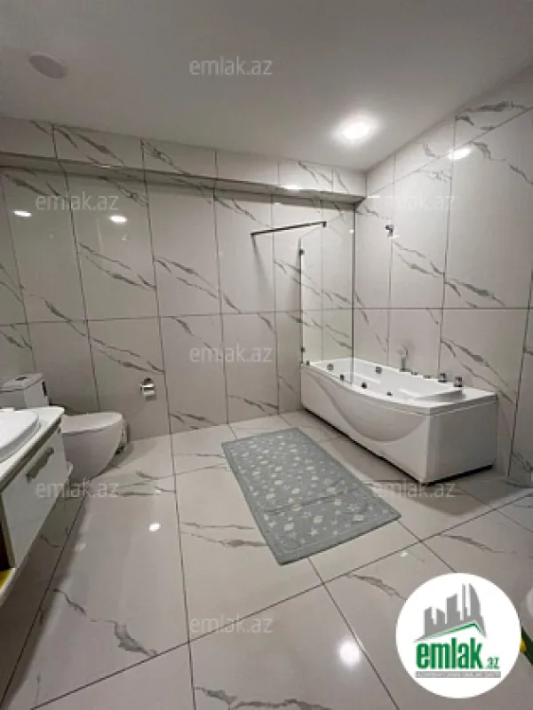 Satılır 4 otaqlı yeni tikili 200 m²