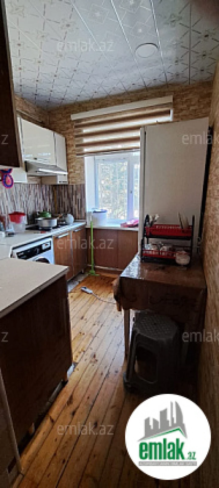 Satılır 2 otaqlı köhnə tikili 60 m²