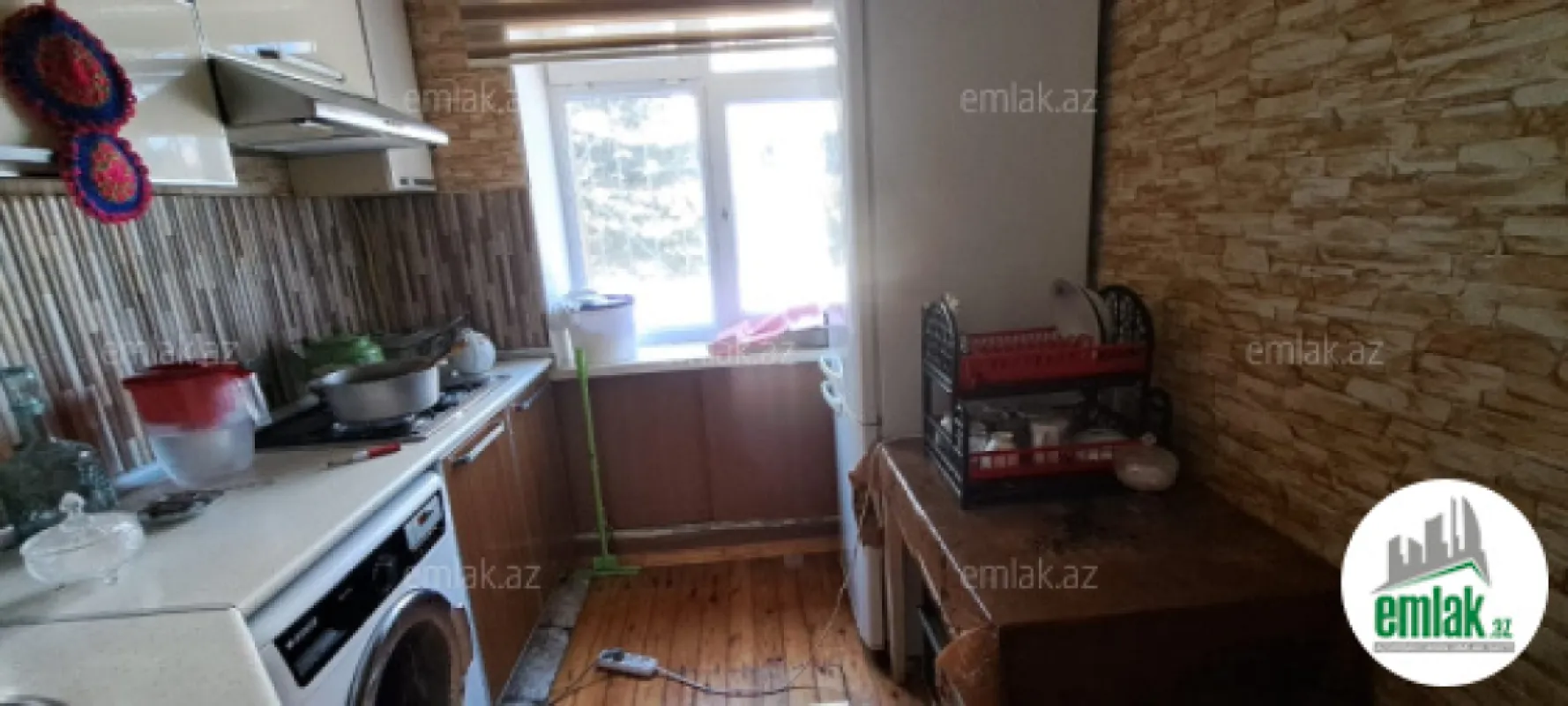 Satılır 2 otaqlı köhnə tikili 60 m²