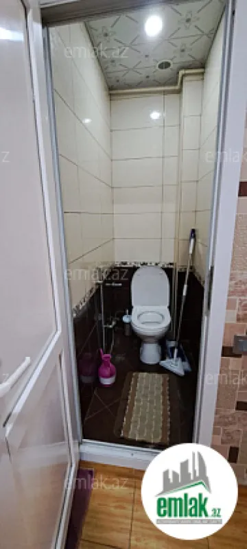 Satılır 2 otaqlı köhnə tikili 60 m²