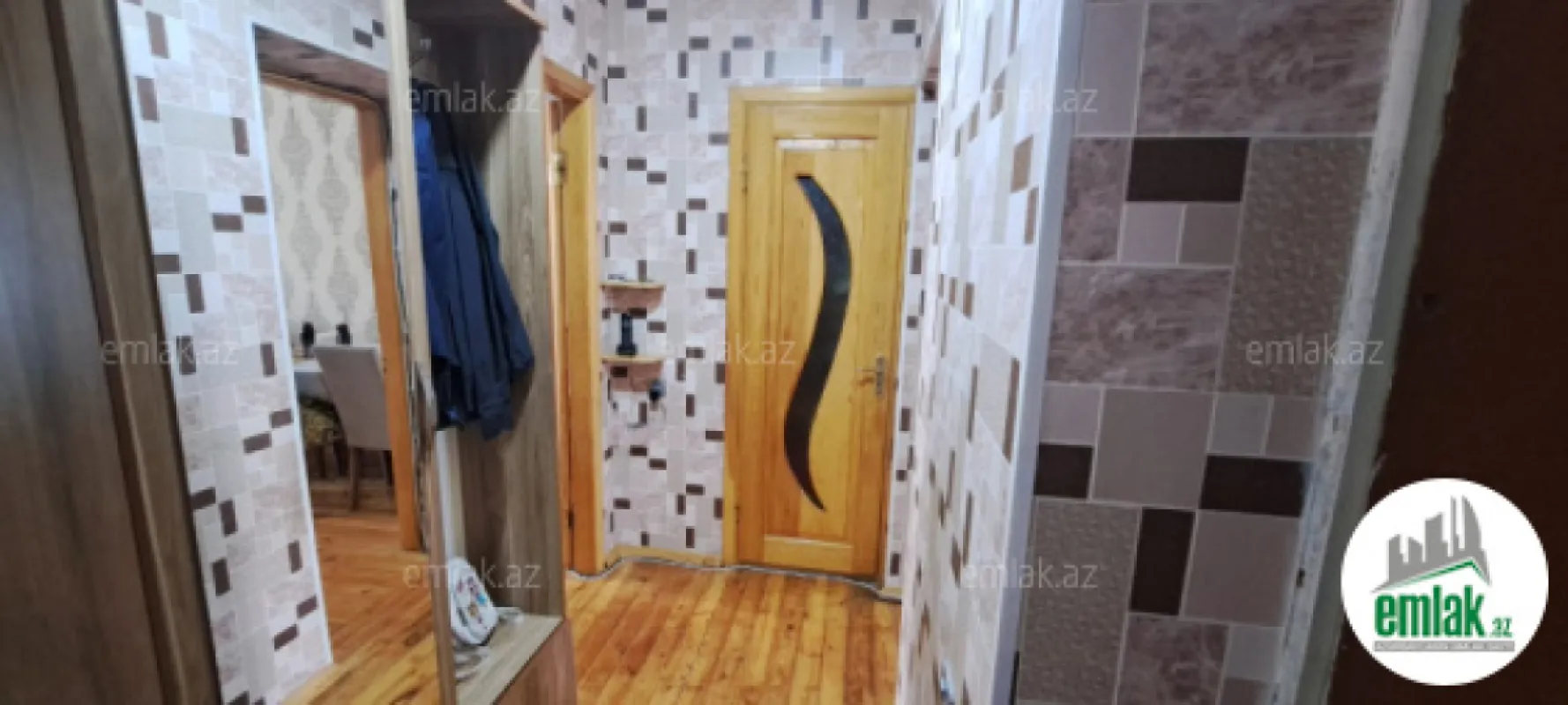 Satılır 2 otaqlı köhnə tikili 60 m²
