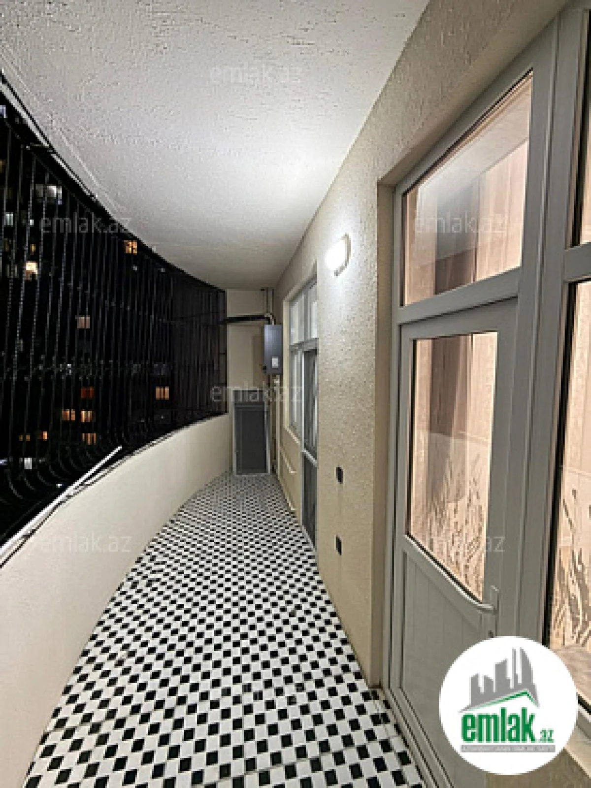 Satılır 3 otaqlı yeni tikili 101 m²