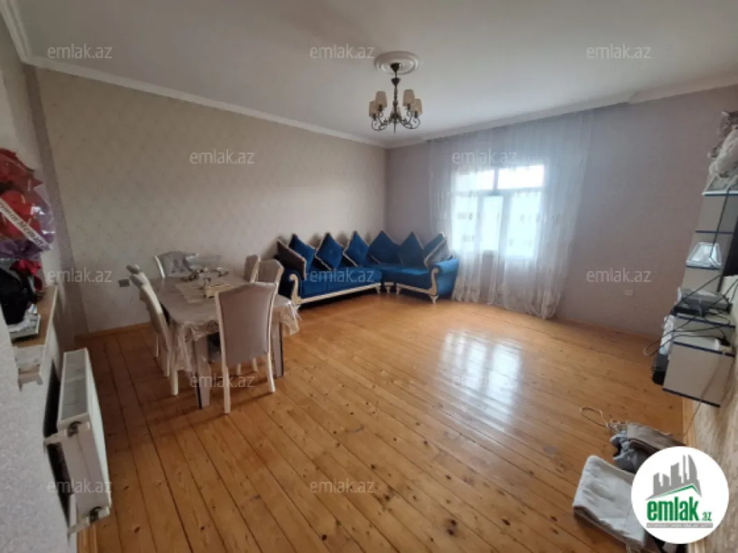 Satılır 5 otaqlı həyət evi 120 m²