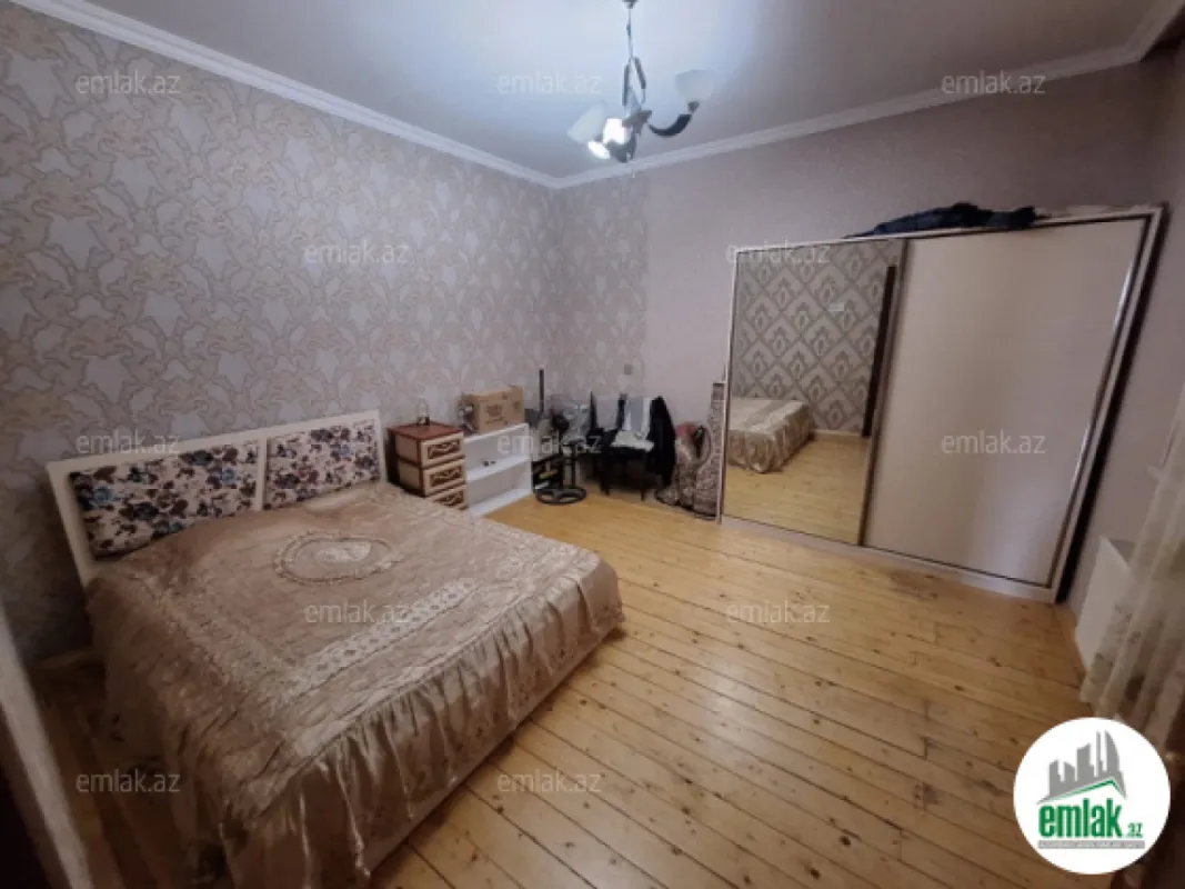 Satılır 5 otaqlı həyət evi 120 m²