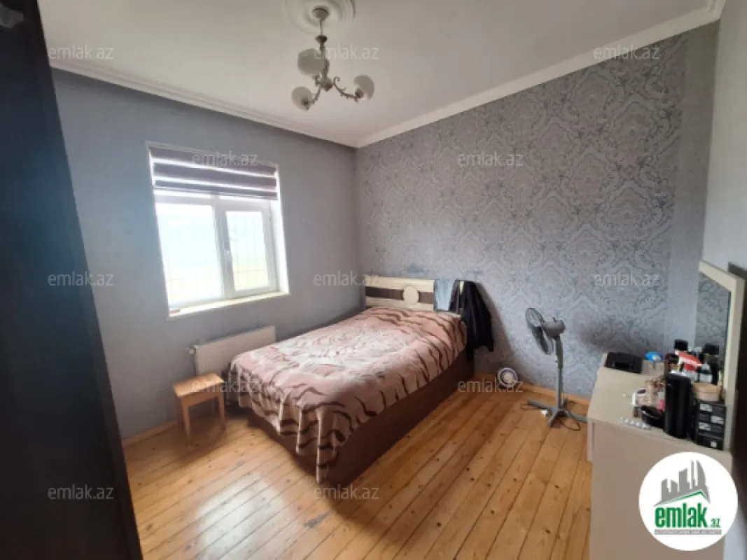 Satılır 5 otaqlı həyət evi 120 m²