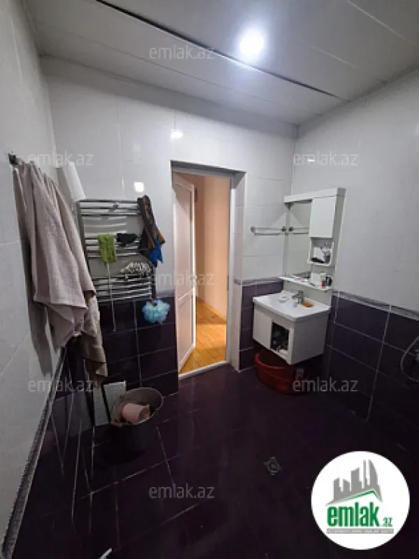 Satılır 5 otaqlı həyət evi 120 m²