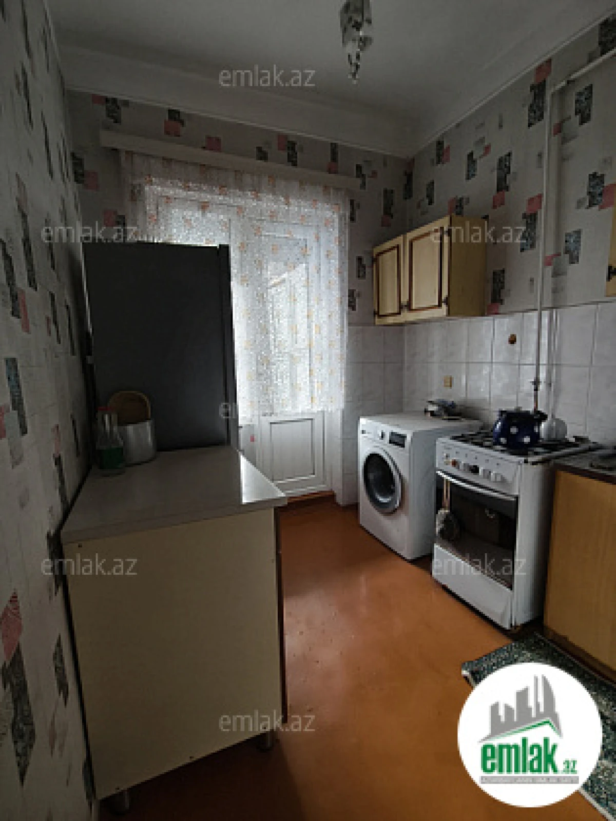 Satılır 4 otaqlı köhnə tikili 80 m²