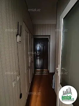 Satılır 4 otaqlı köhnə tikili 80 m²