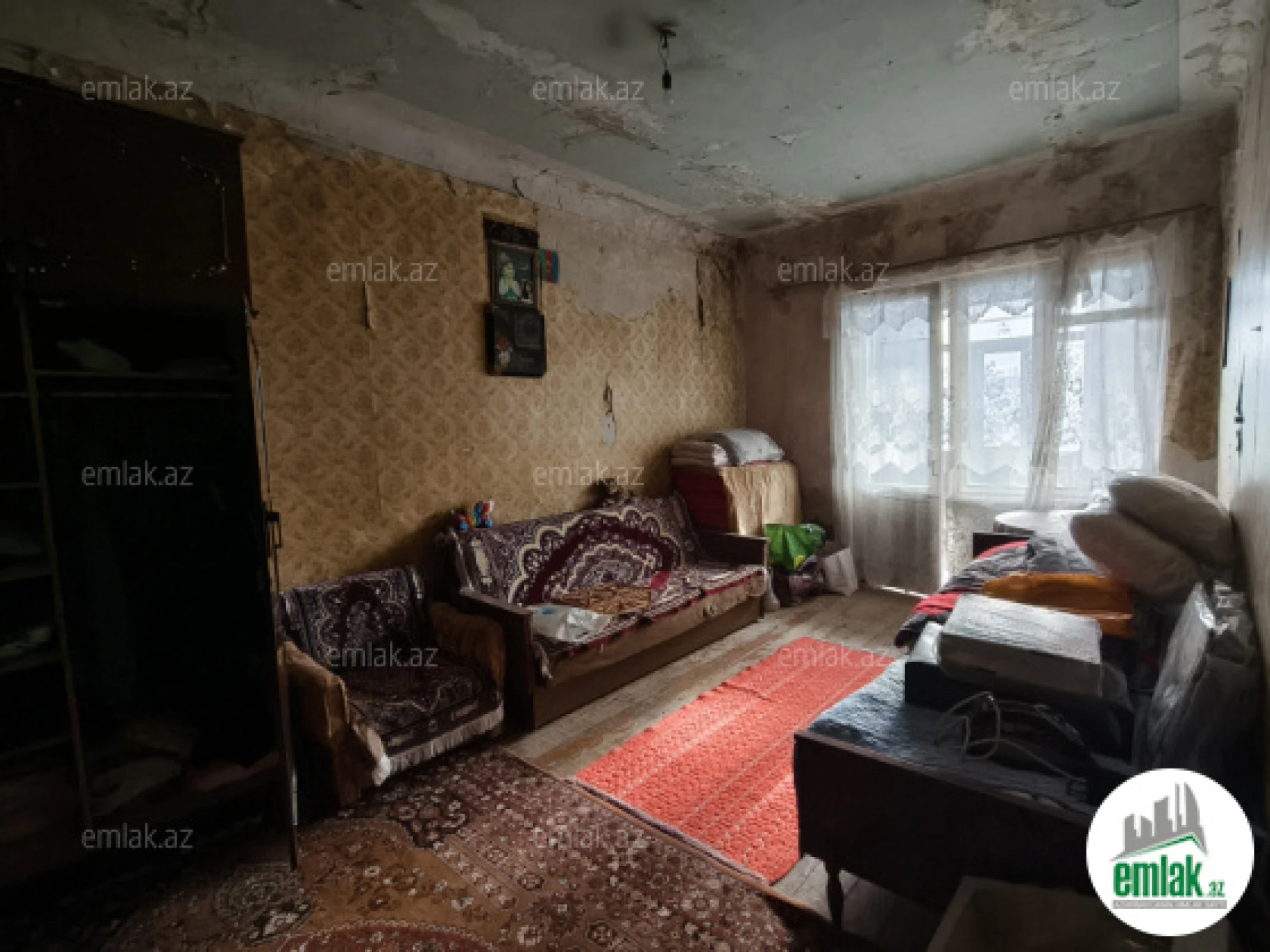 Satılır 4 otaqlı köhnə tikili 80 m²