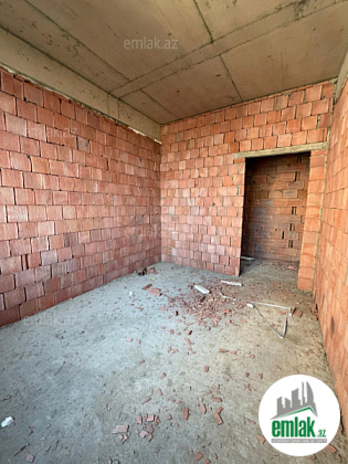 Satılır 2 otaqlı yeni tikili 67 m²