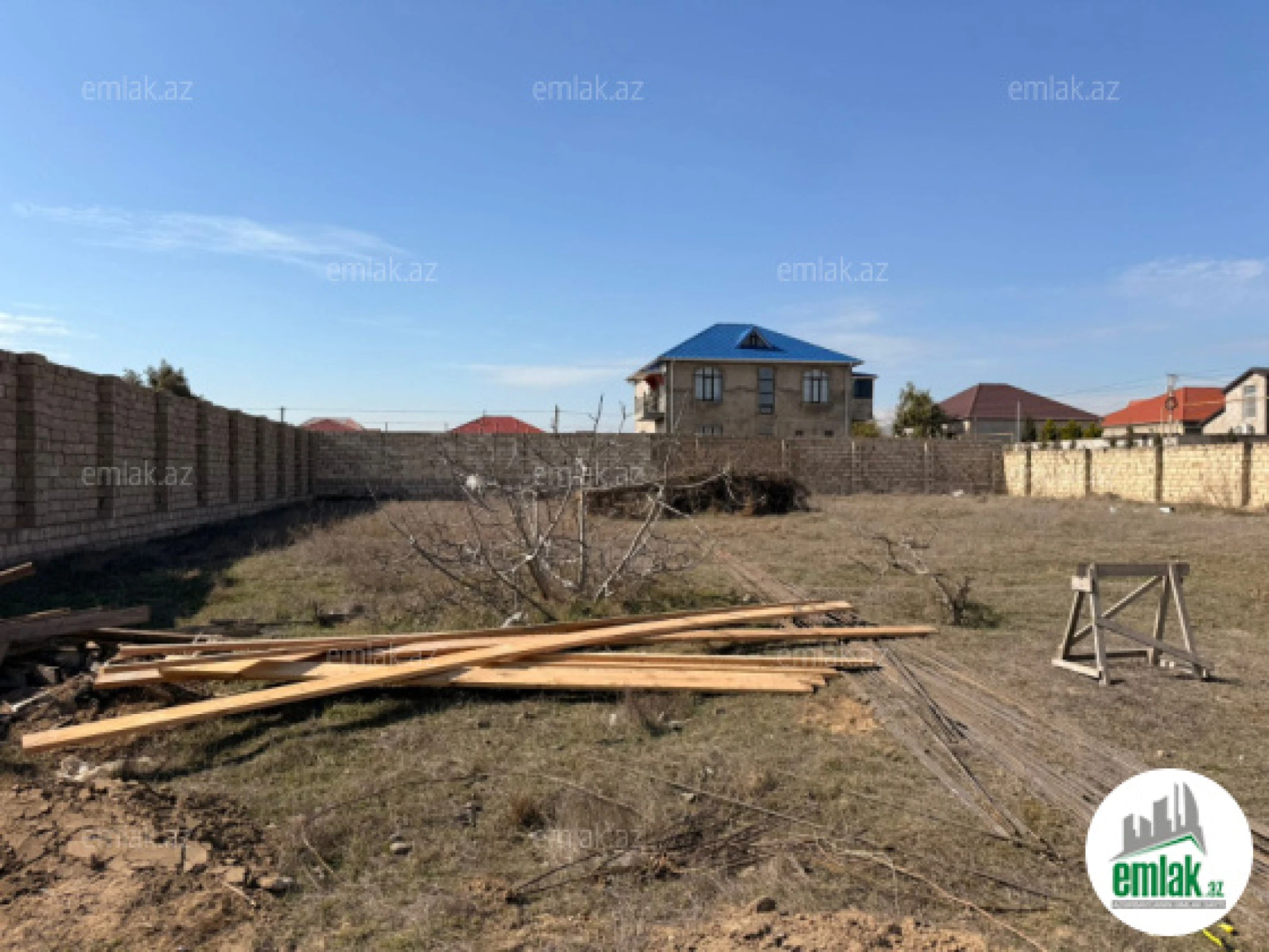 Satılır torpaq sahəsi 6 m²