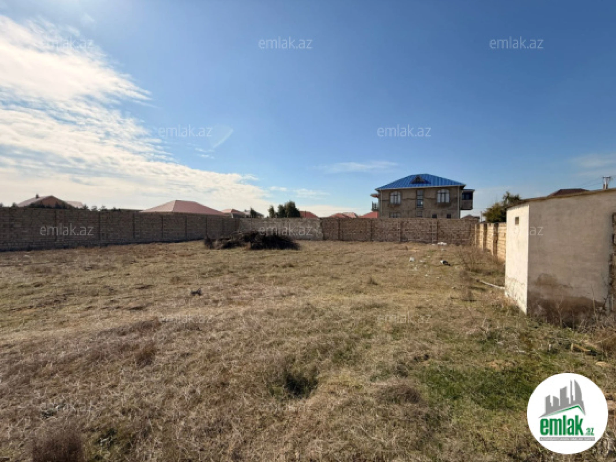 Satılır torpaq sahəsi 6 m²