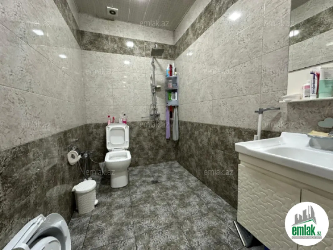 Satılır 2 otaqlı yeni tikili 65 m²