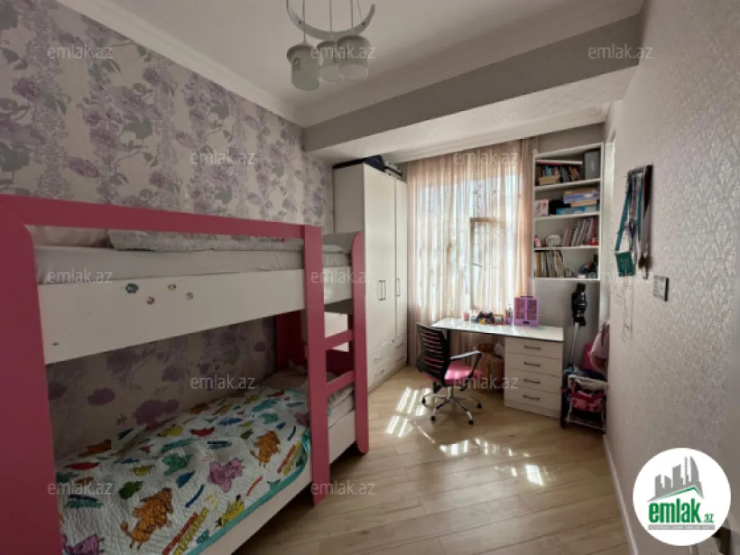 Satılır 2 otaqlı yeni tikili 65 m²