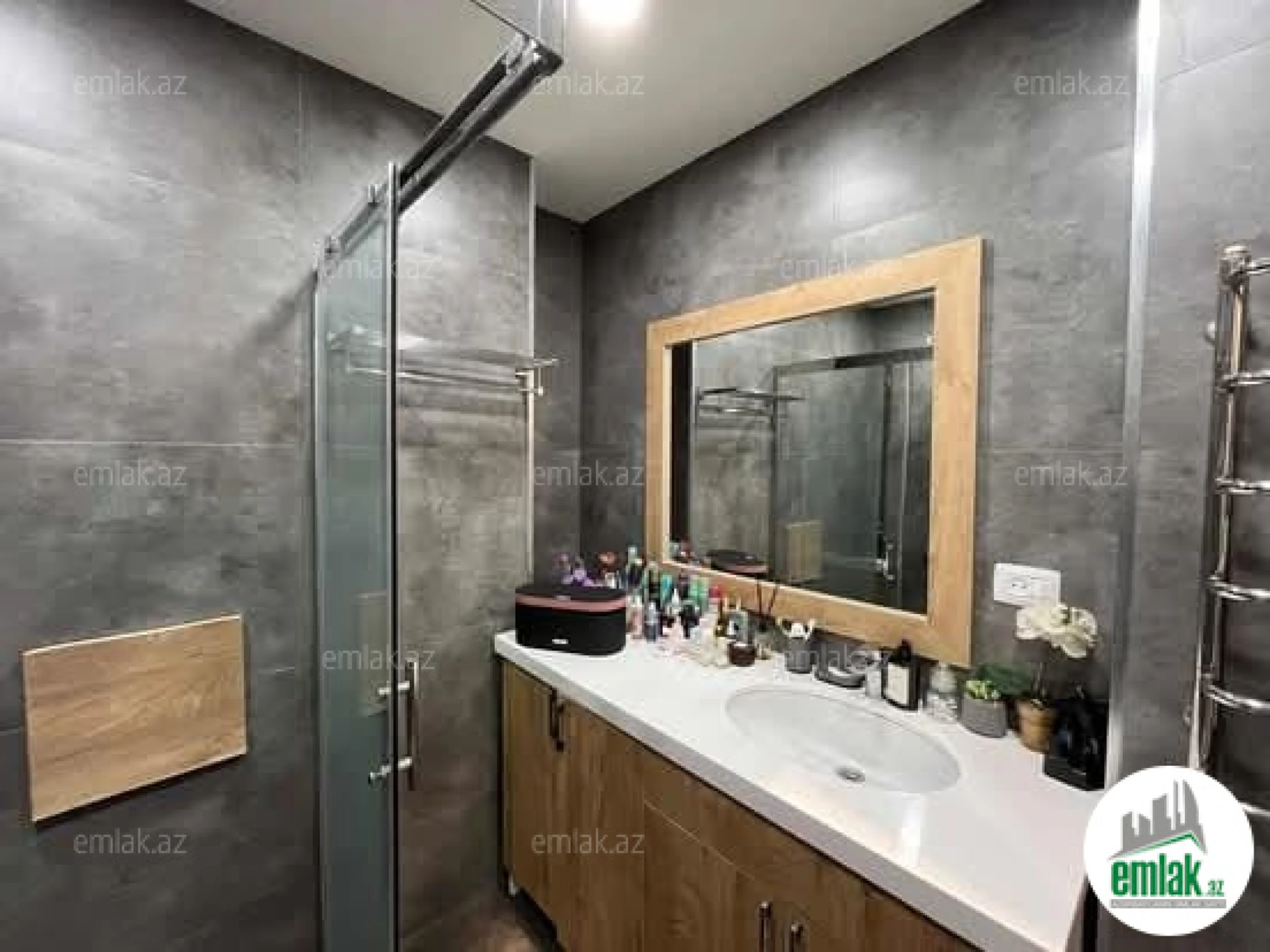 Satılır 1 otaqlı yeni tikili 50 m²