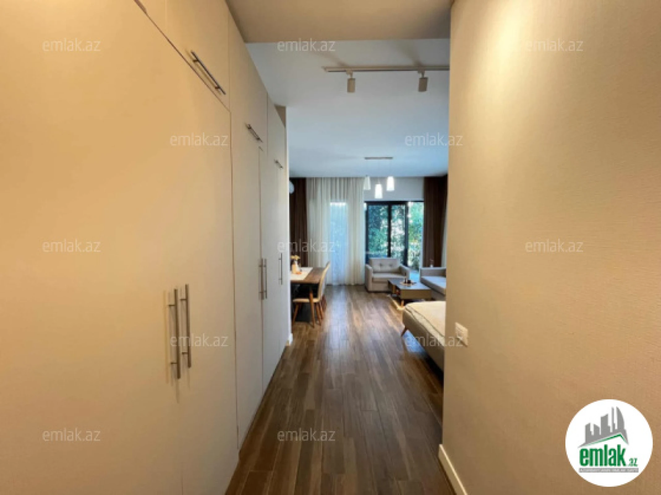 Satılır 1 otaqlı yeni tikili 50 m²