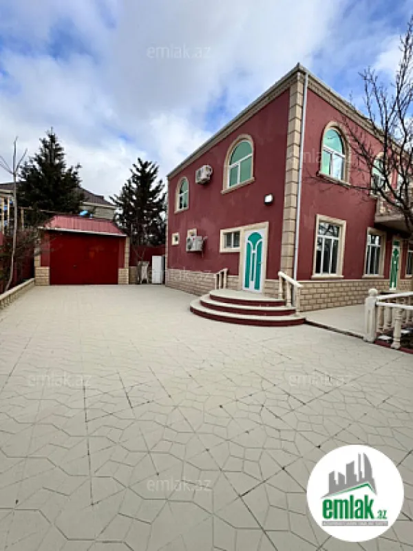 Satılır 5 otaqlı həyət evi 200 m²