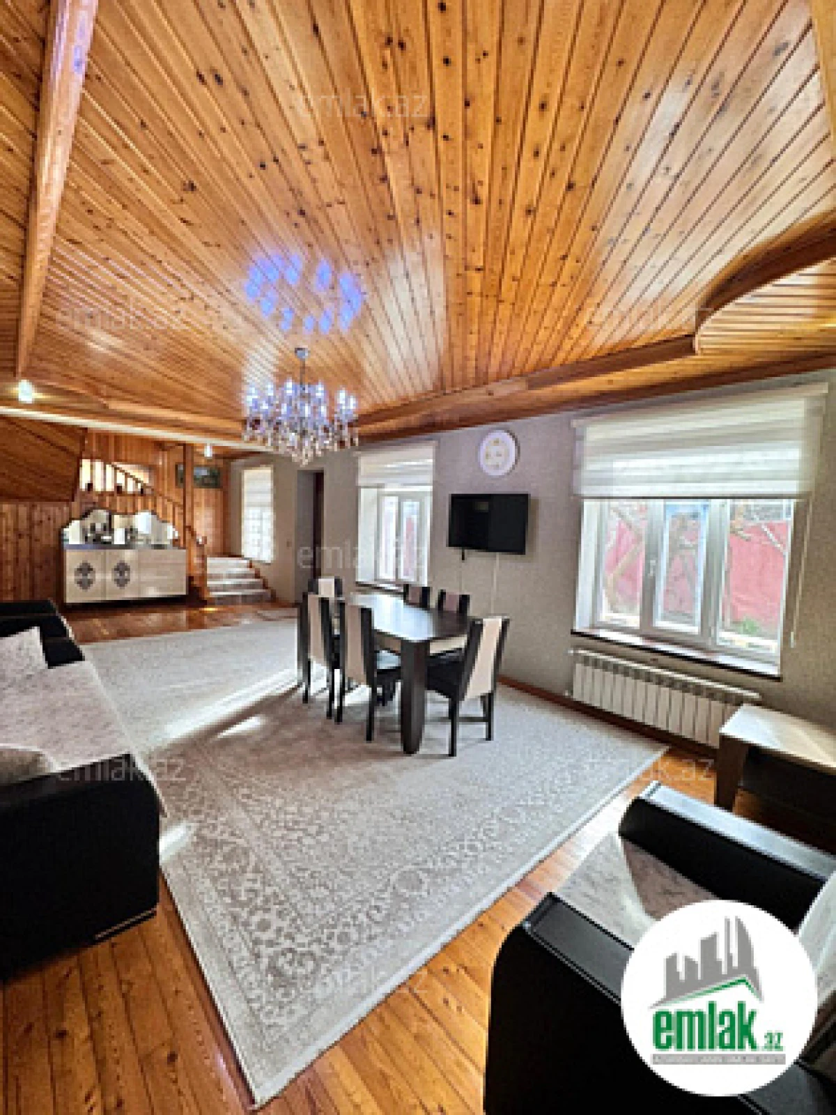 Satılır 5 otaqlı həyət evi 200 m²