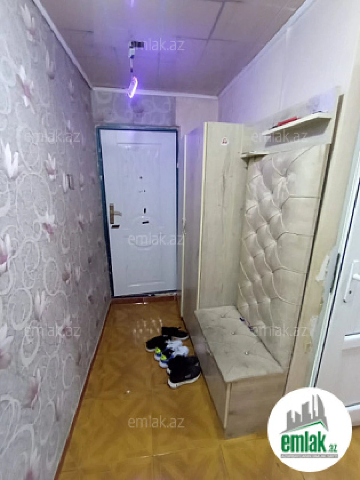 Satılır 2 otaqlı köhnə tikili 55 m²